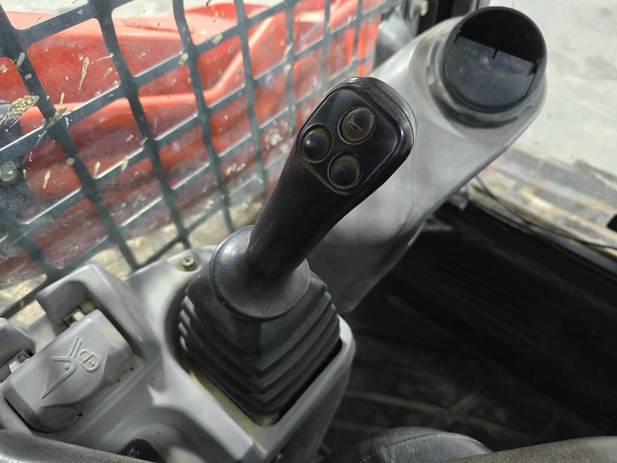 2016 Kubota SVL95-2S Skid Steer Loader
