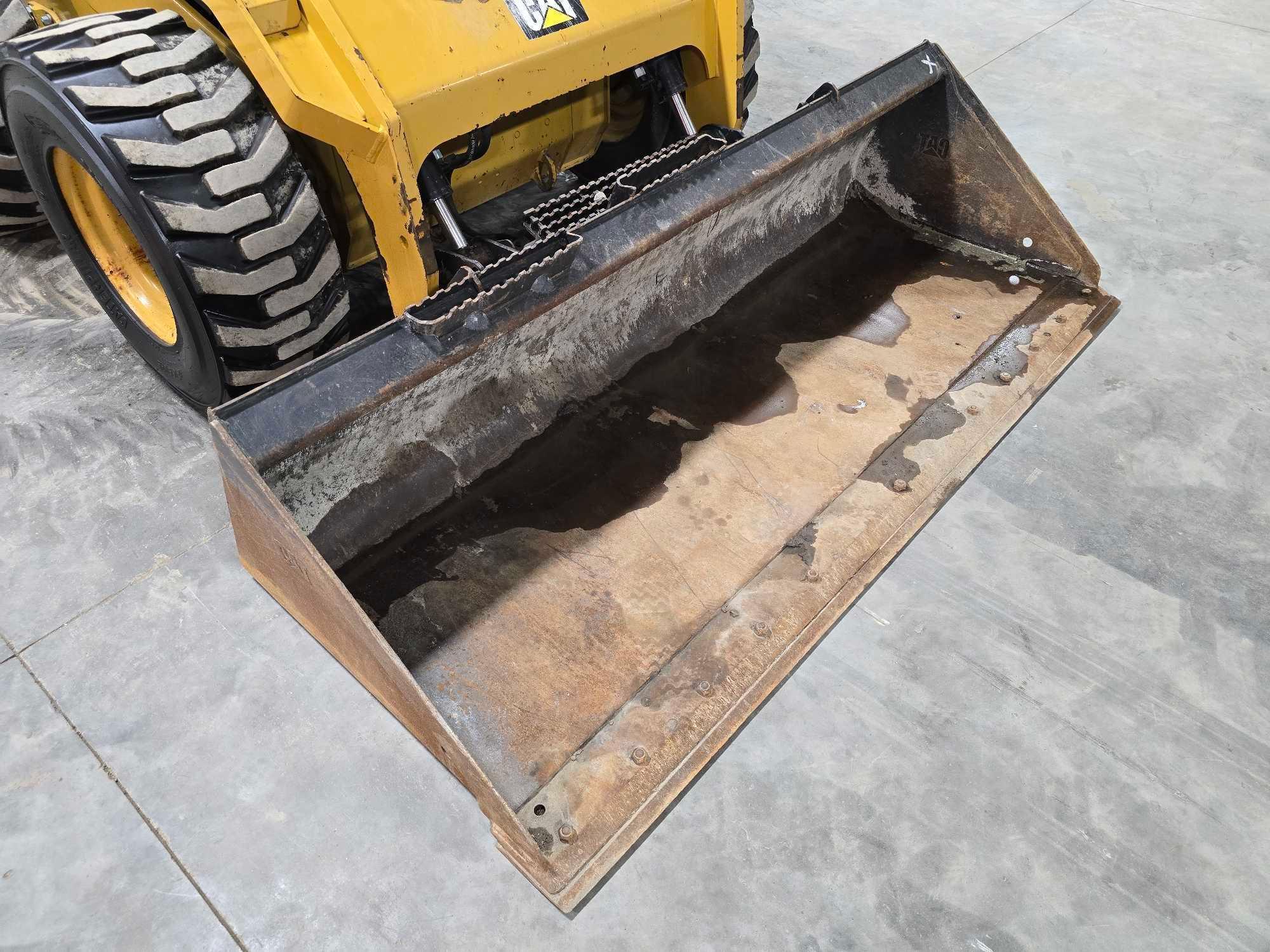 2017 Caterpillar 262D Skid Steer Loader