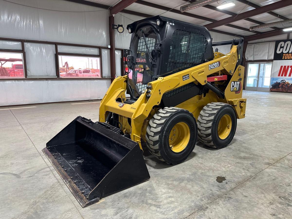 2020 Caterpillar 242D3 Skid Steer Loader