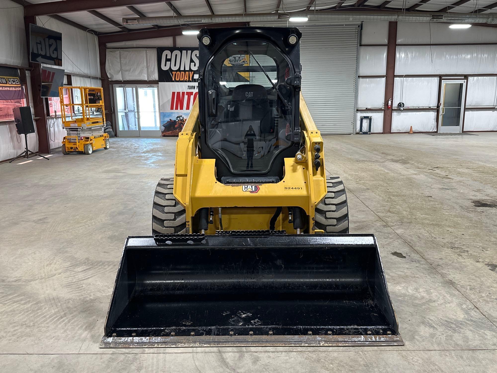 2020 Caterpillar 242D3 Skid Steer Loader