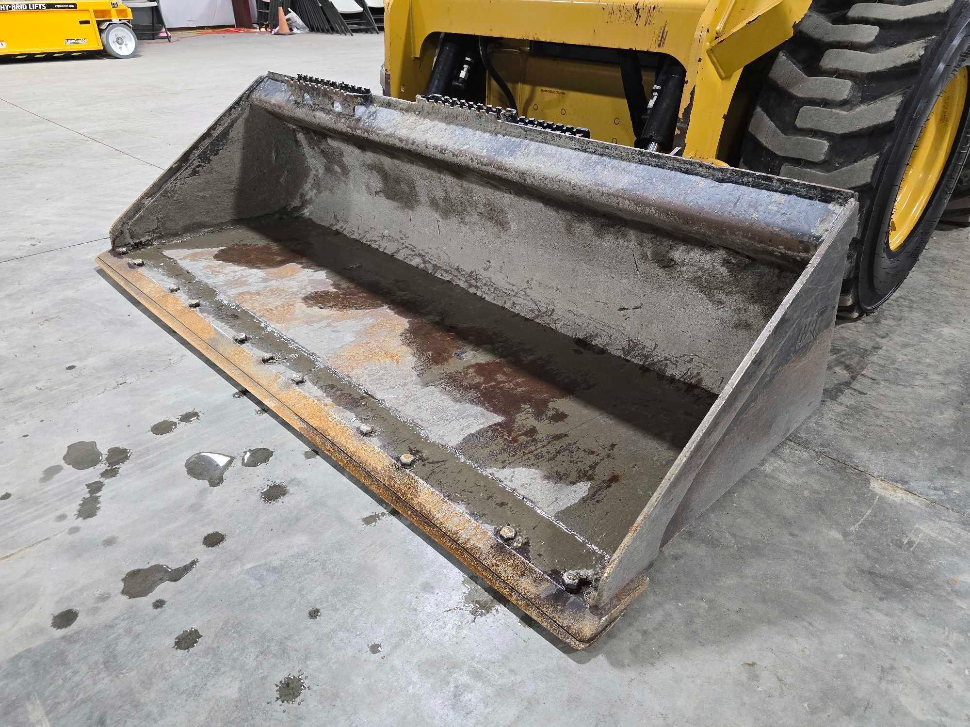 2019 Caterpillar 242D Skid Steer Loader