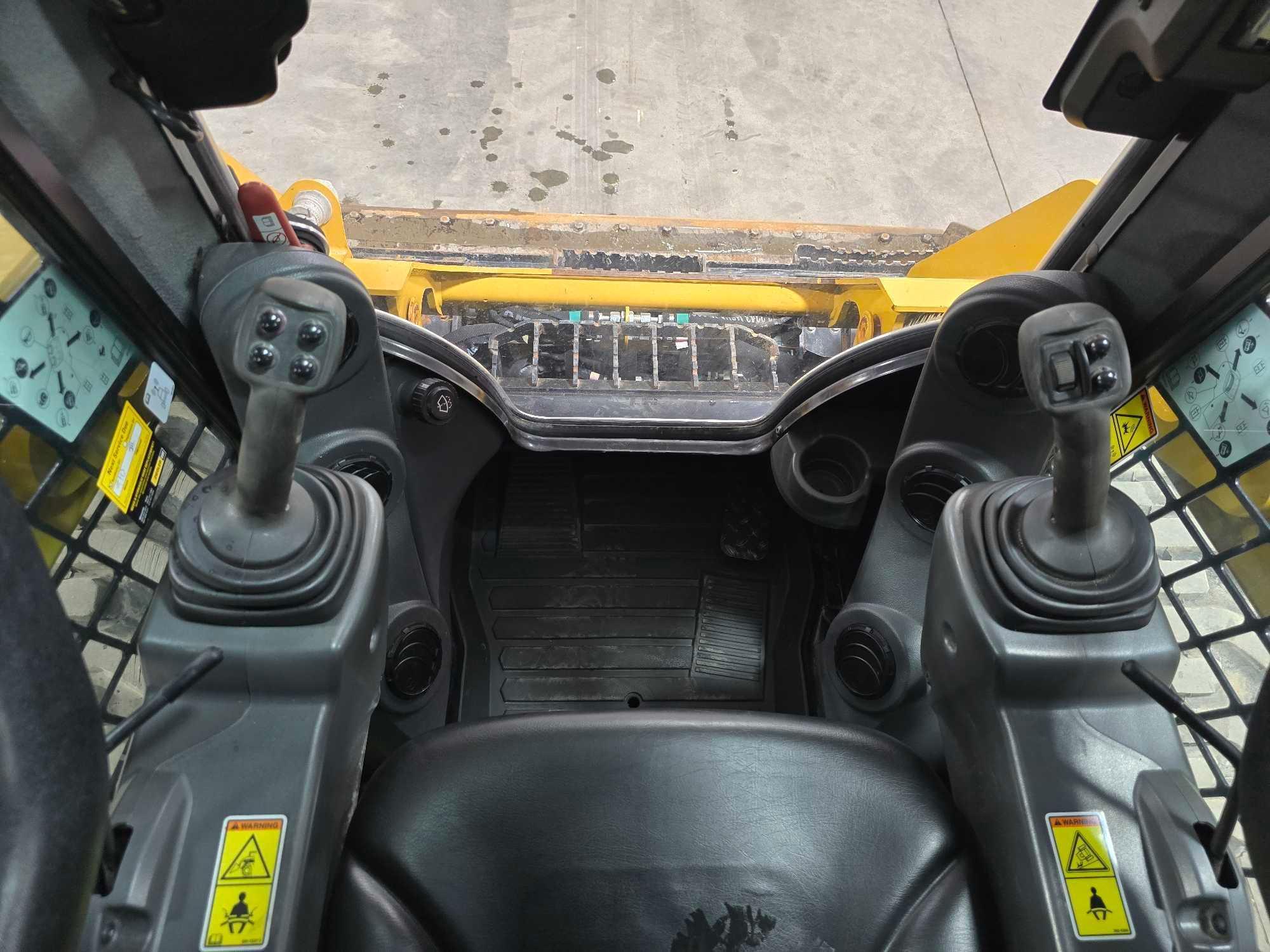 2019 Caterpillar 242D Skid Steer Loader