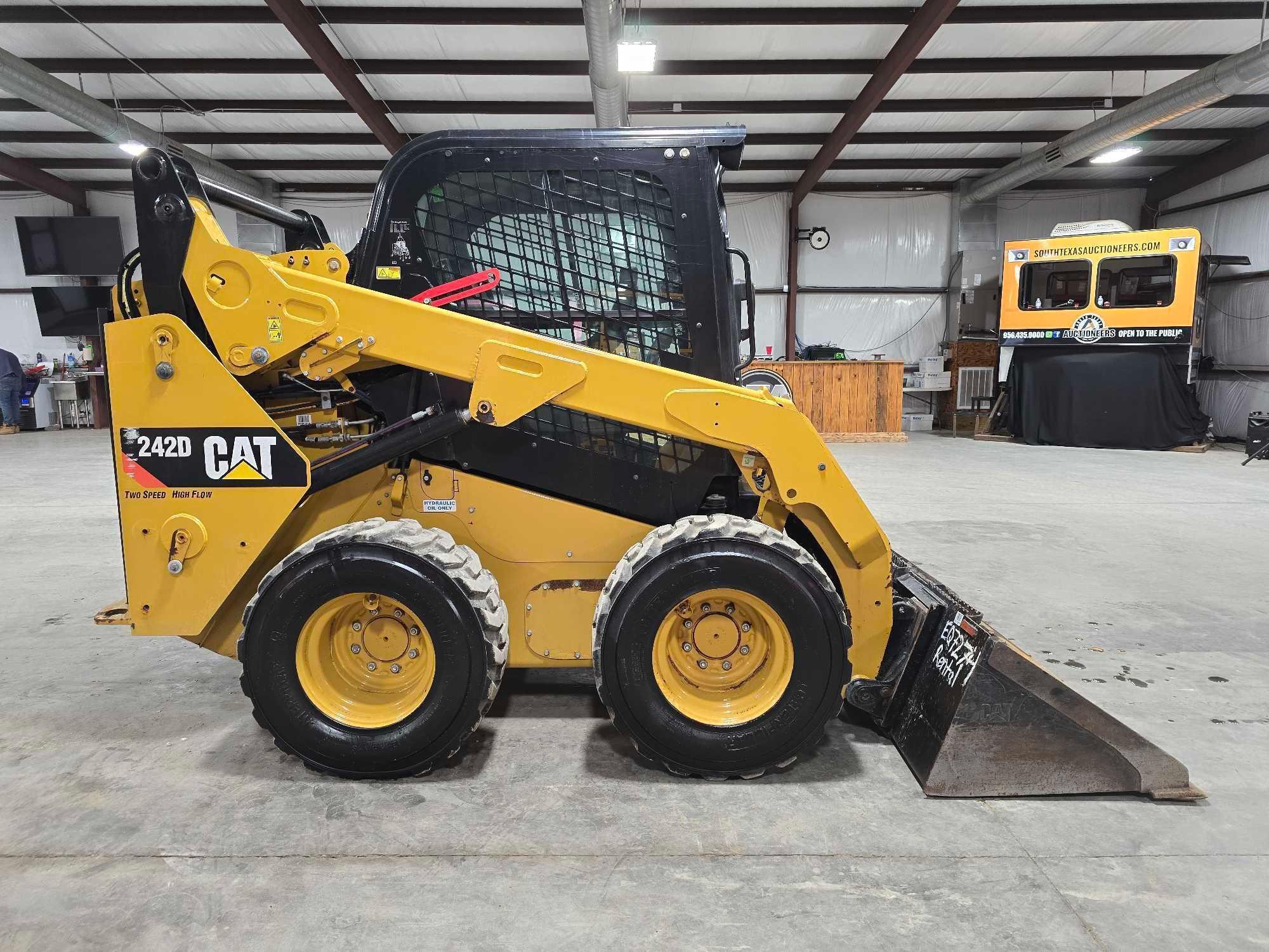 2019 Caterpillar 242D Skid Steer Loader