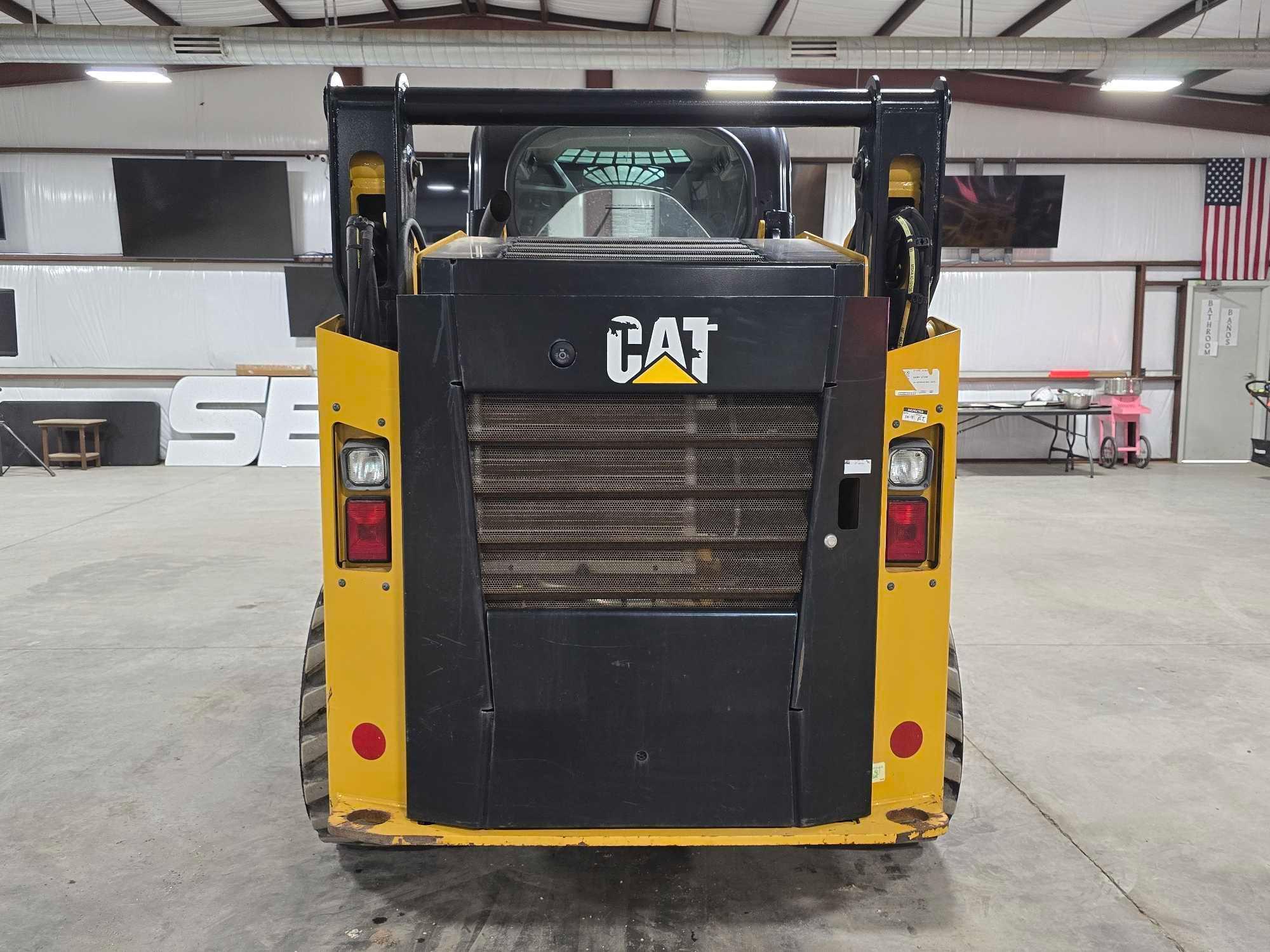 2019 Caterpillar 242D Skid Steer Loader