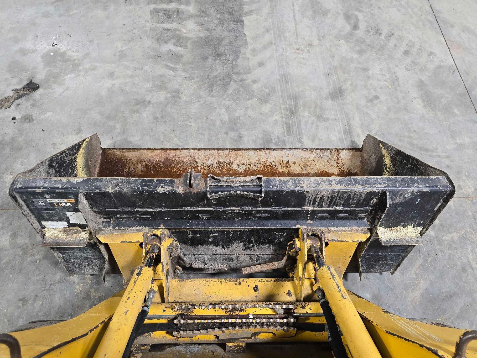 John Deere 317 Skid Steer Loader