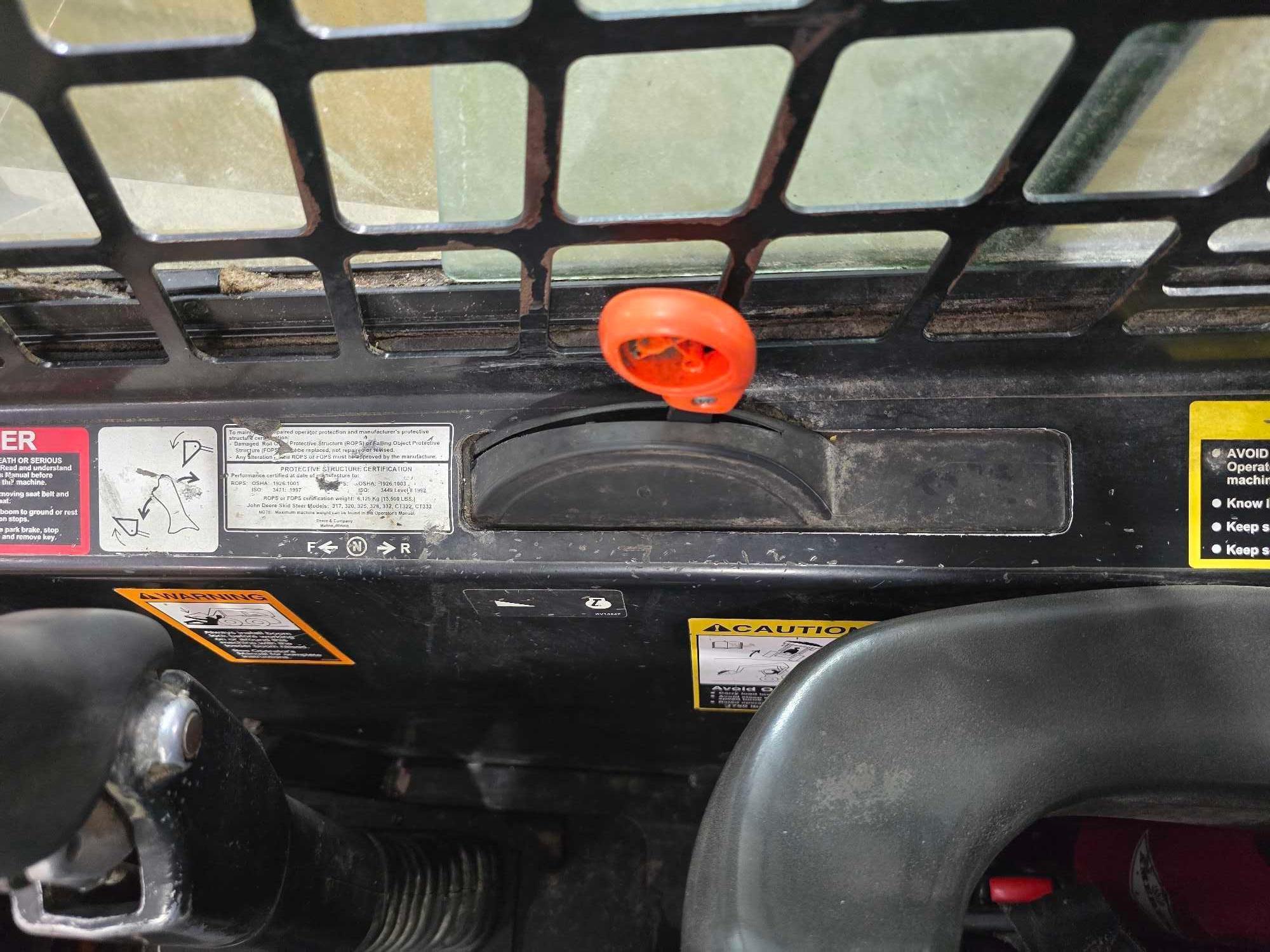 John Deere 317 Skid Steer Loader
