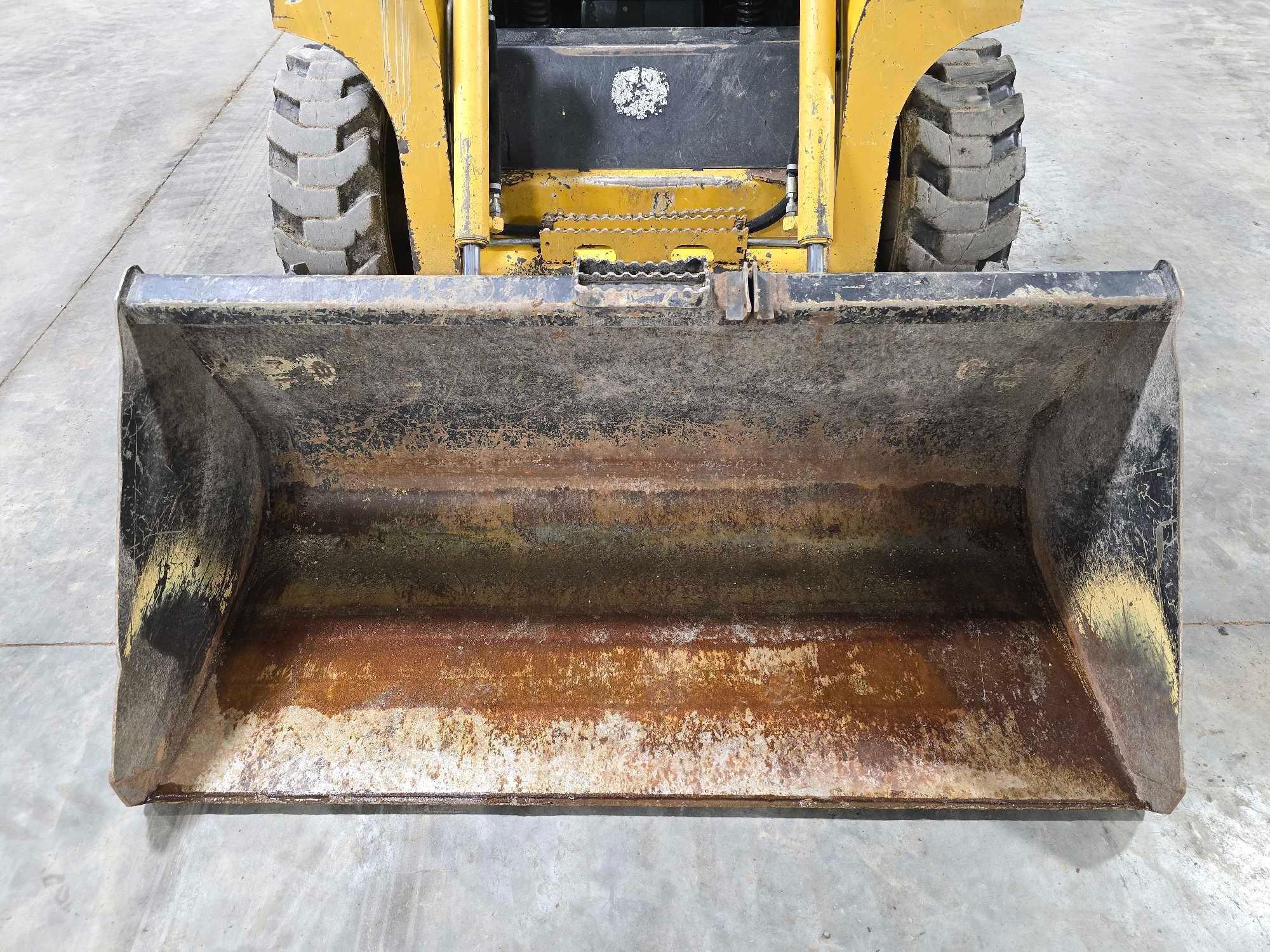 John Deere 317 Skid Steer Loader