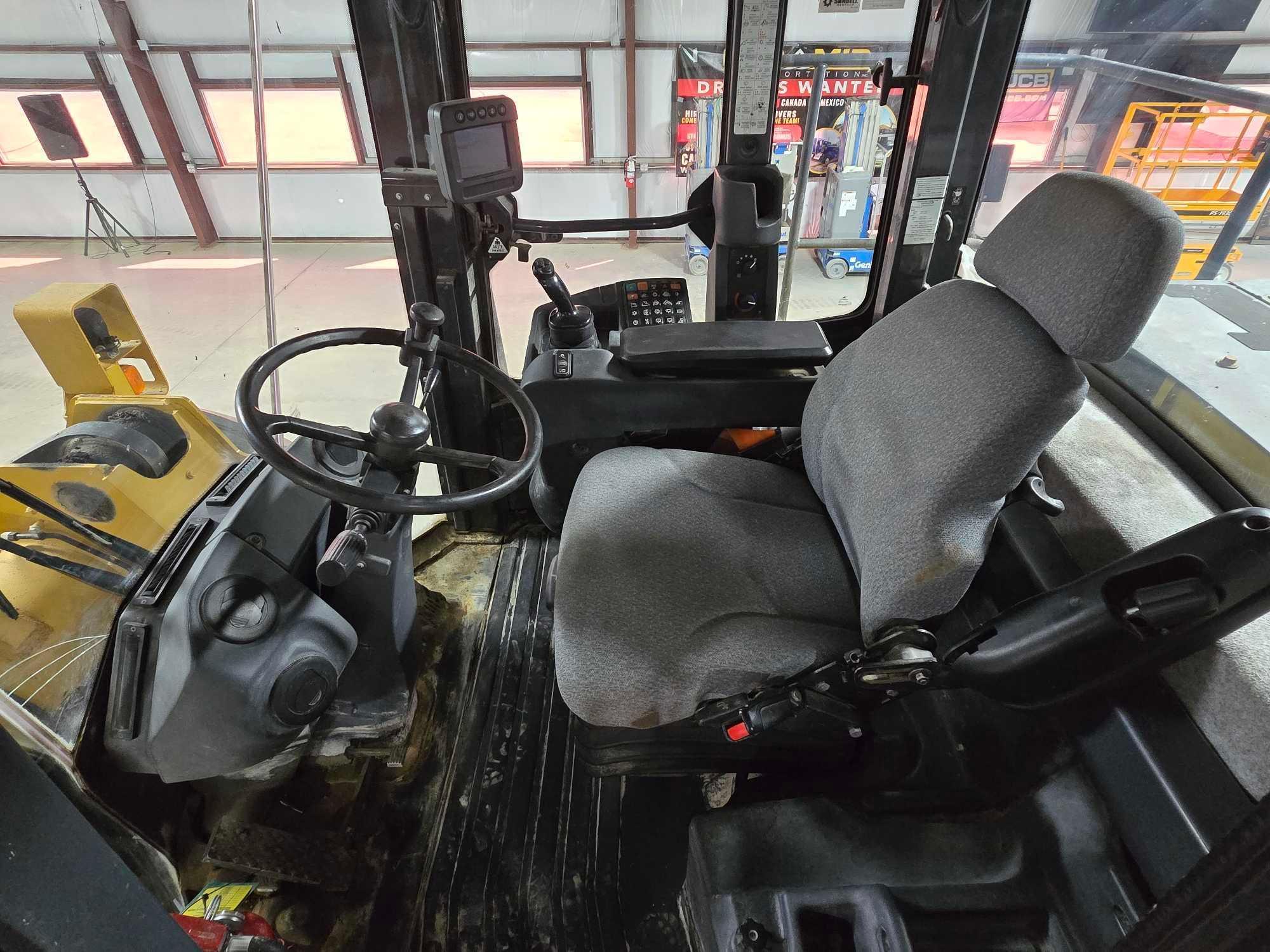 2019 John Deere 744K-II Wheel Loader