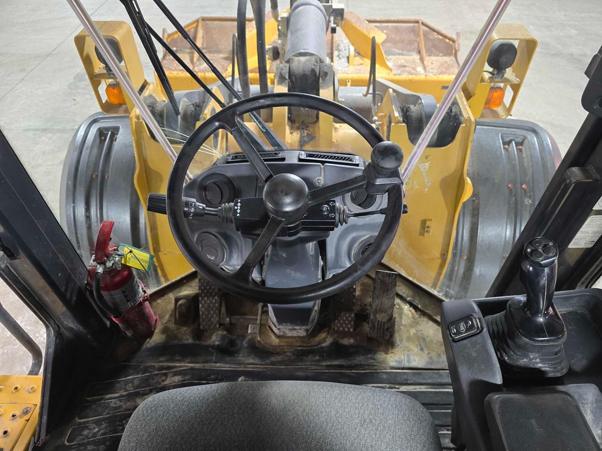 2019 John Deere 744K-II Wheel Loader