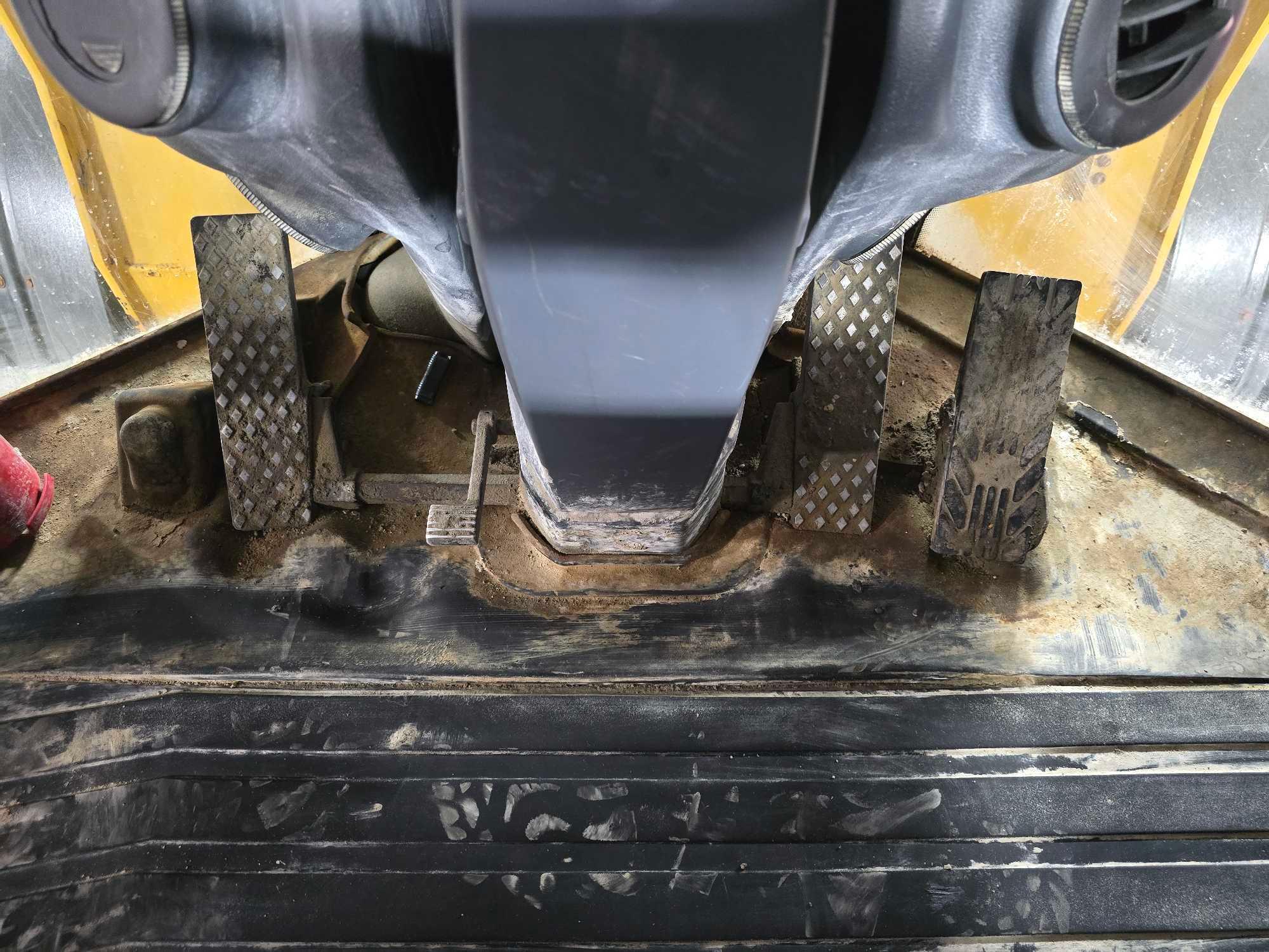 2019 John Deere 744K-II Wheel Loader