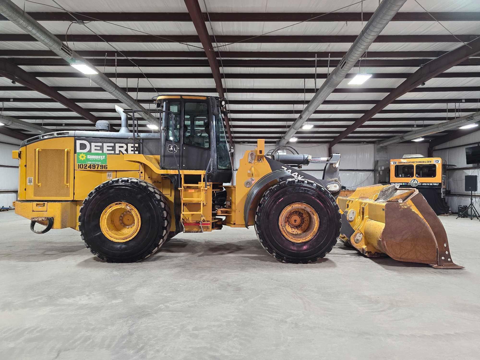 2019 John Deere 744K-II Wheel Loader