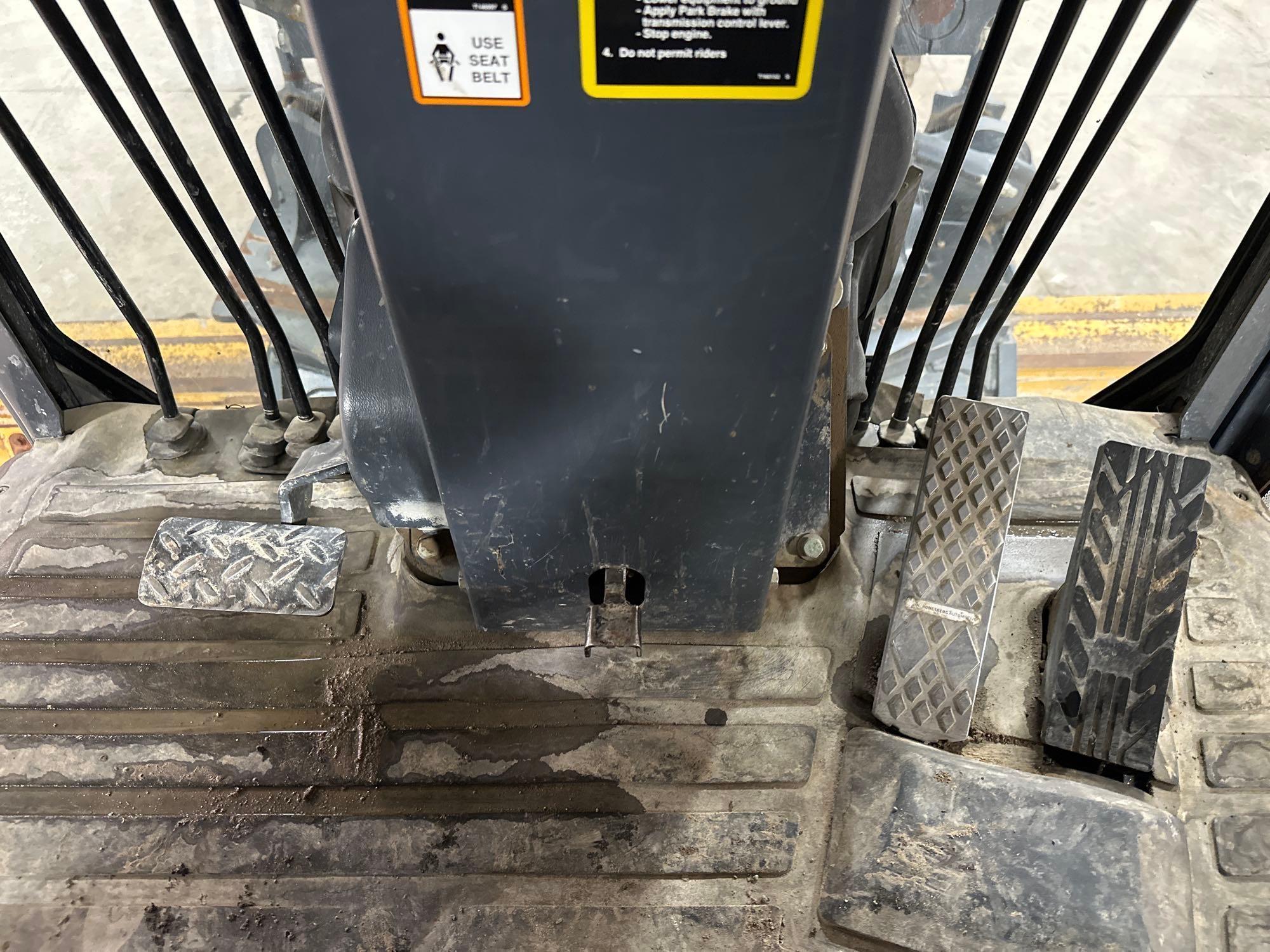 2011 John Deere 670G Motor Grader