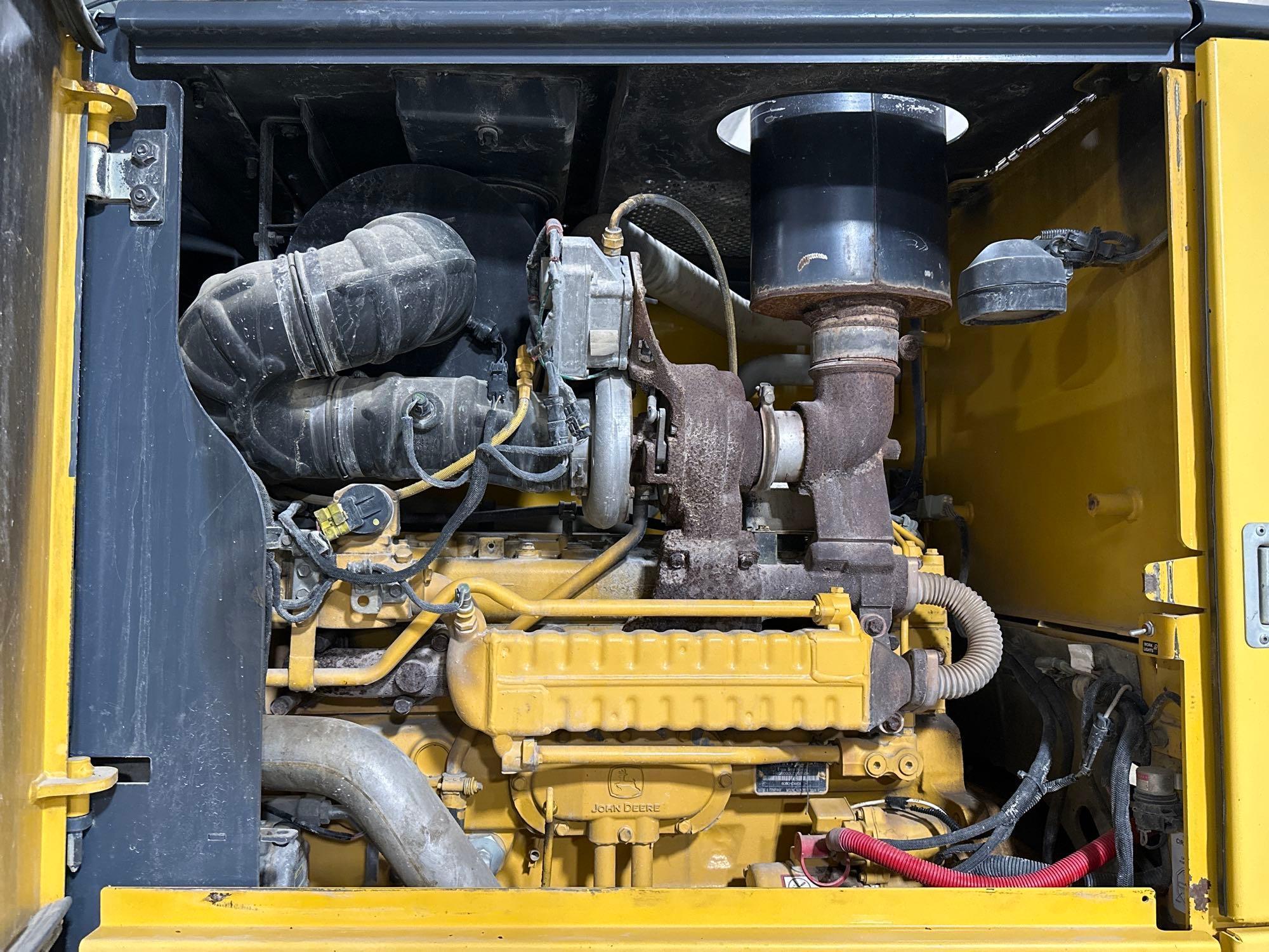 2011 John Deere 670G Motor Grader