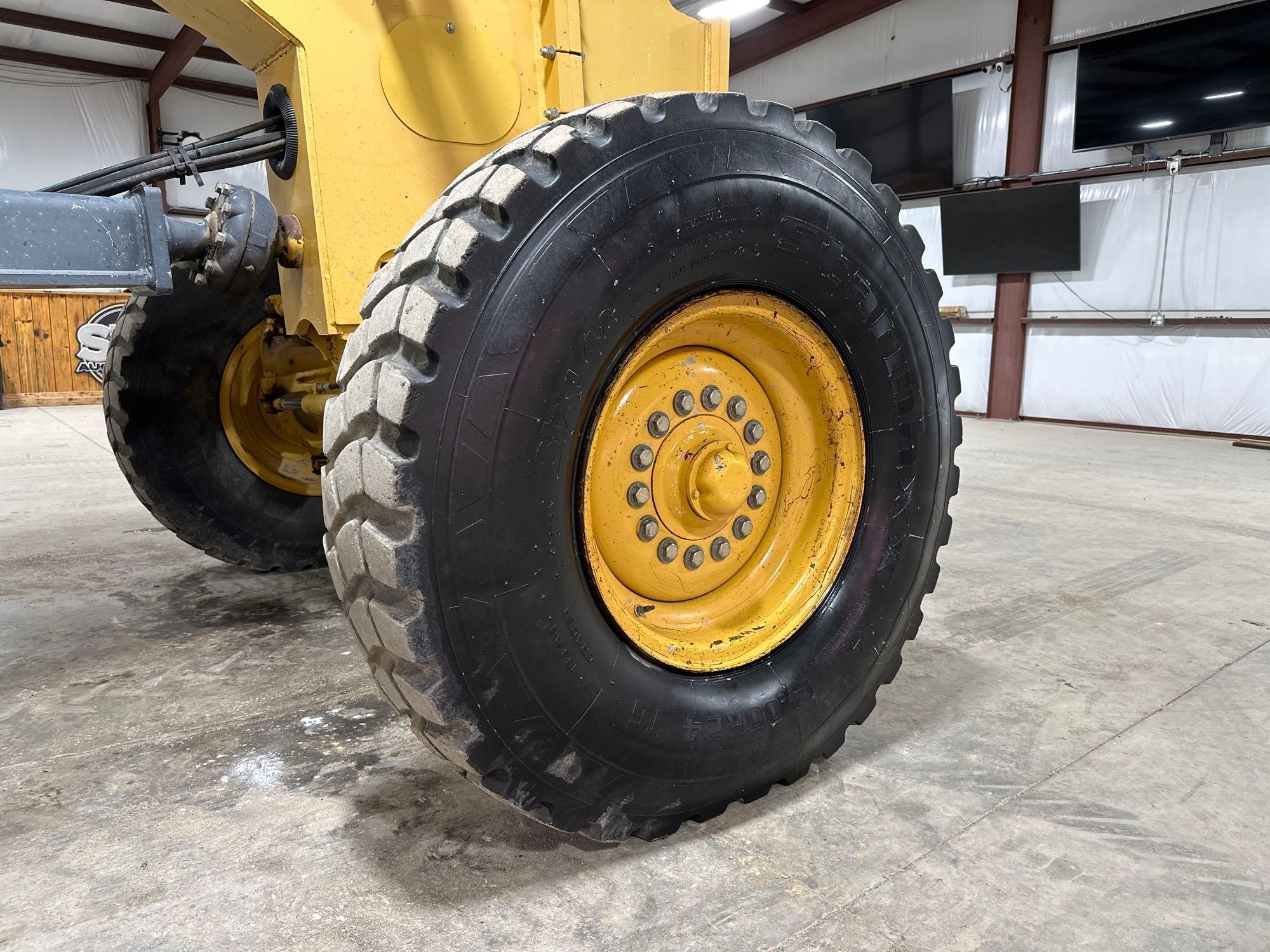 2011 John Deere 670G Motor Grader