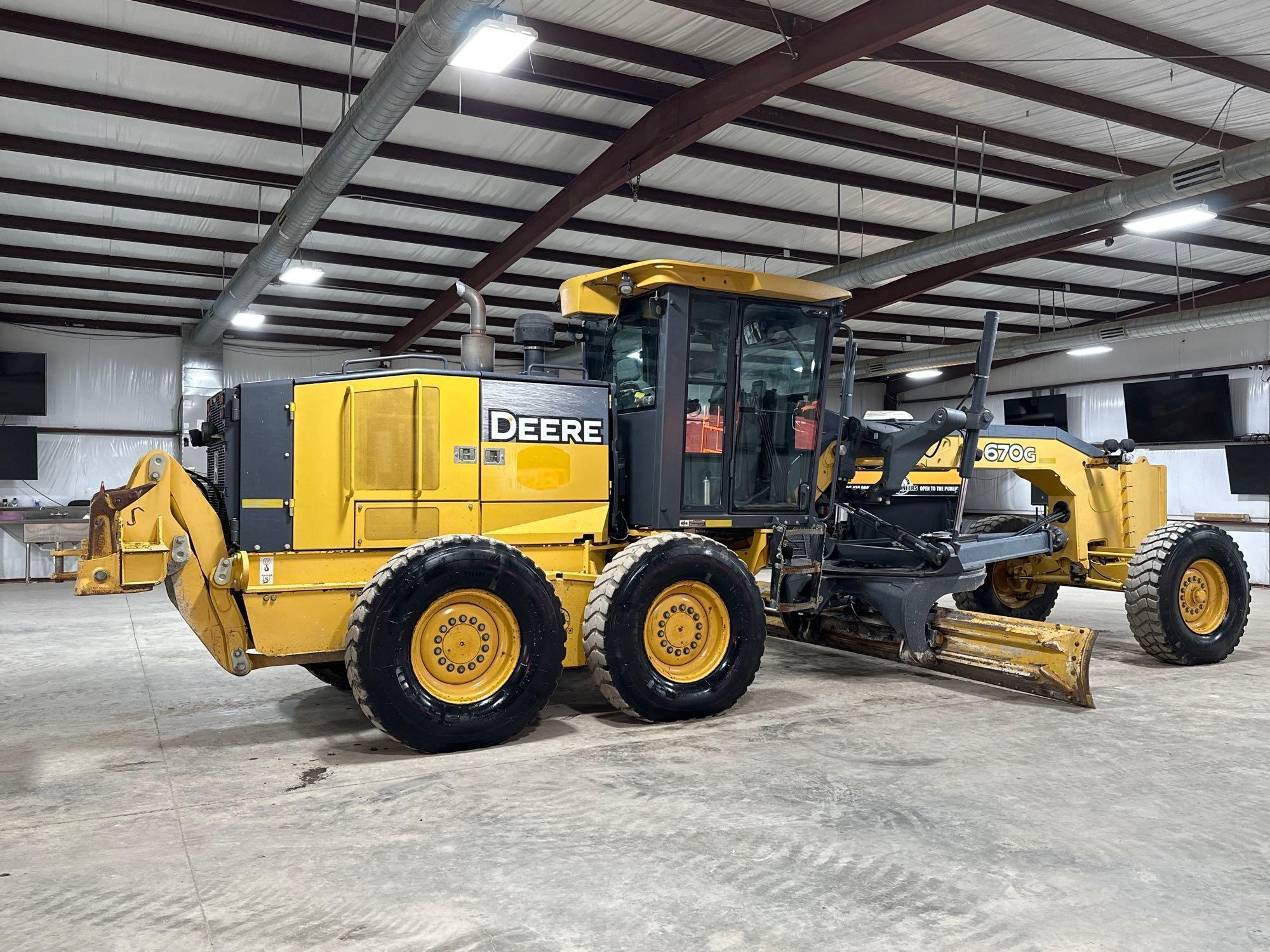 2011 John Deere 670G Motor Grader