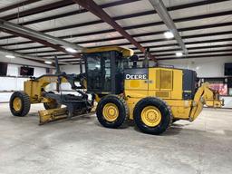 2011 John Deere 670G Motor Grader