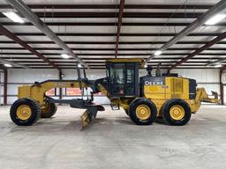 2011 John Deere 670G Motor Grader