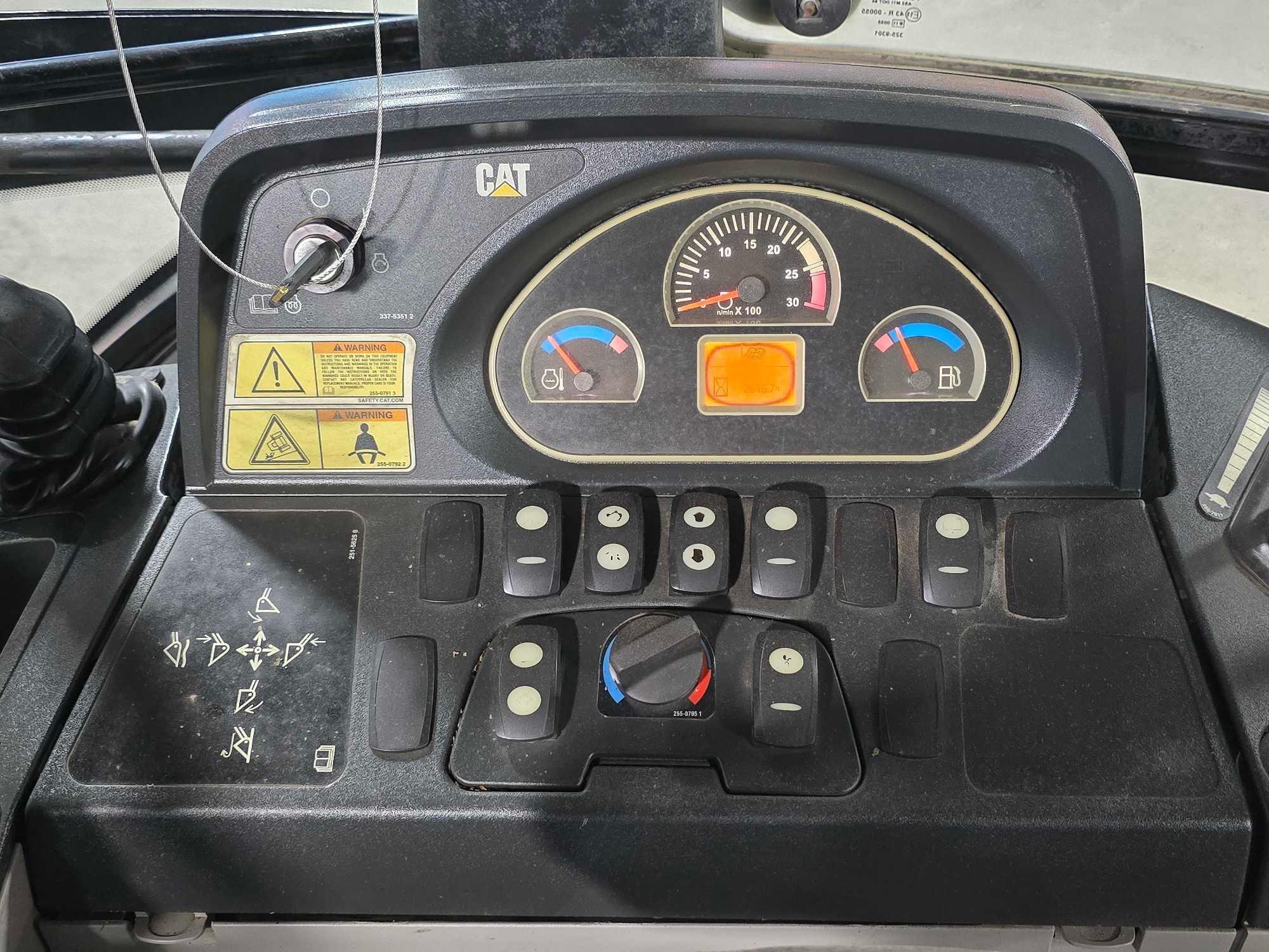 2013 Caterpillar 416F Backhoe Loader