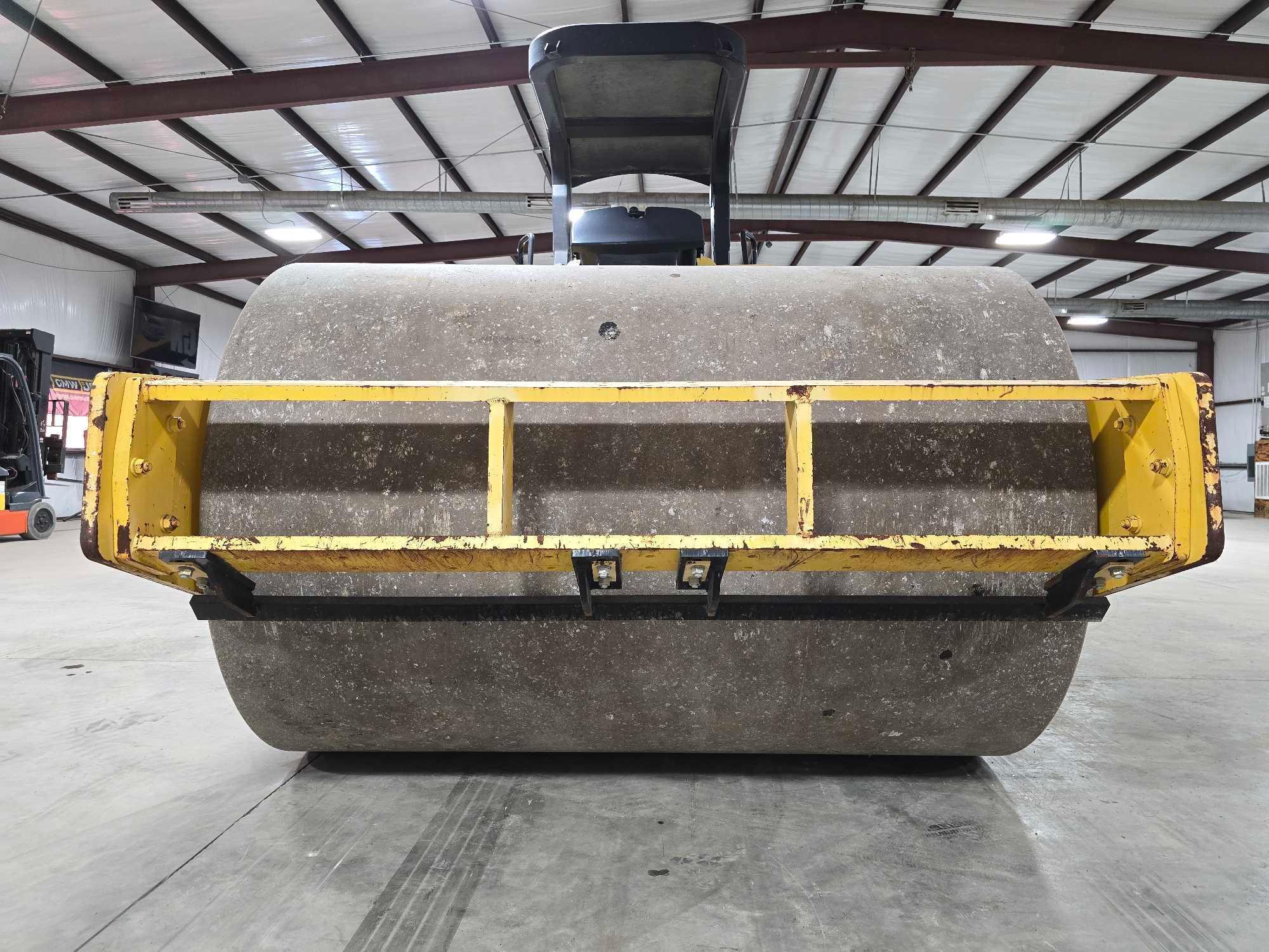 2017 Sakai SV540D Smooth Drum Compactor