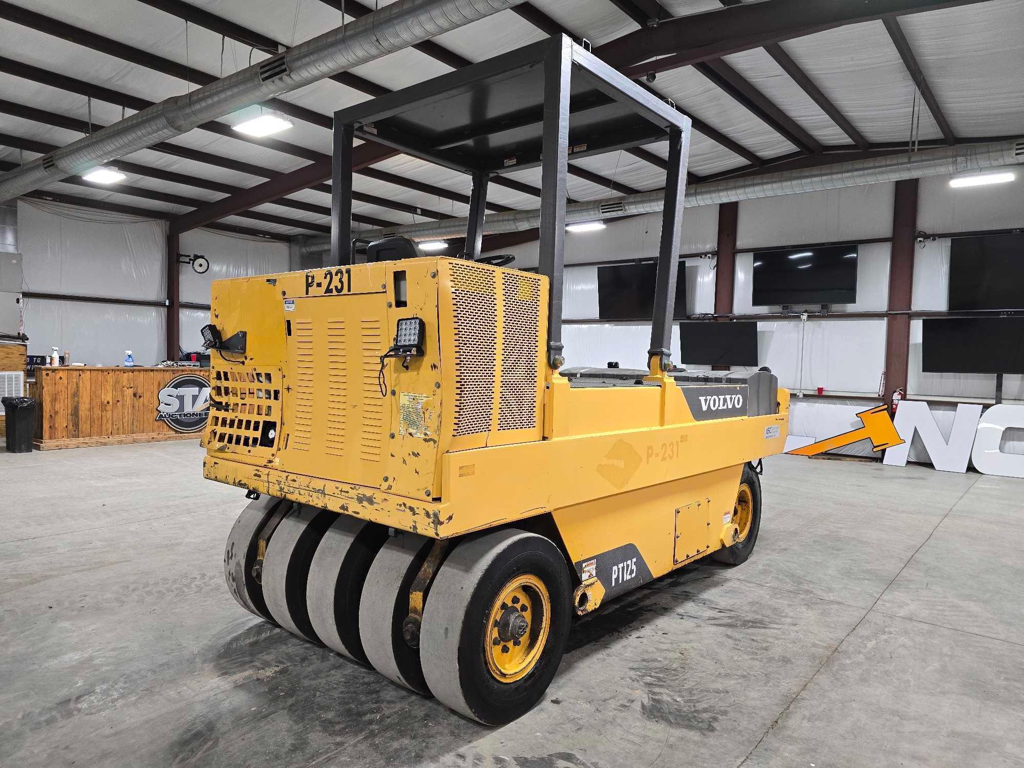 2015 Volvo PT125 Pneumatic Roller Compactor