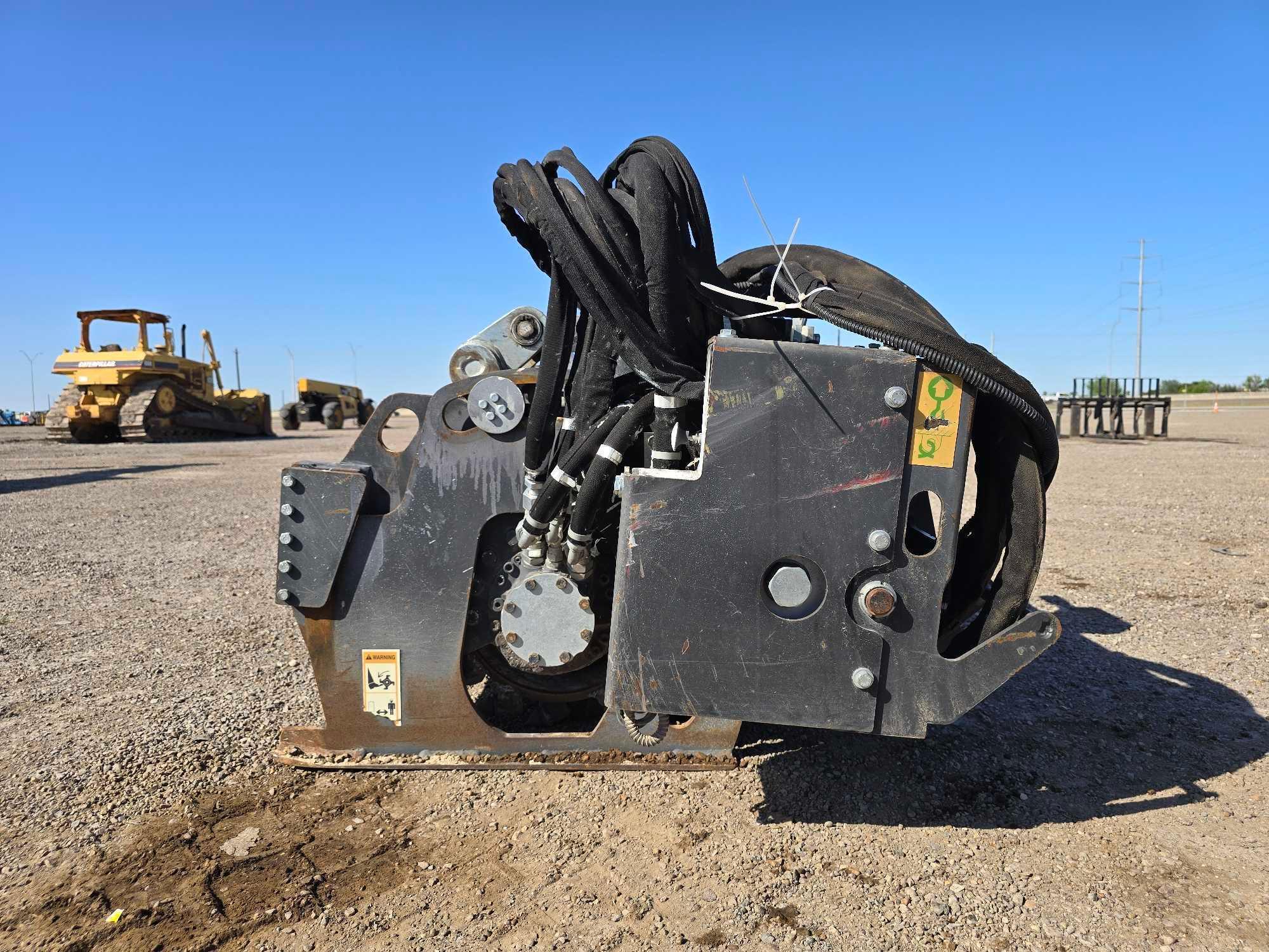 2015 Caterpillar PC412B Skid Steer Loader Cold Planer