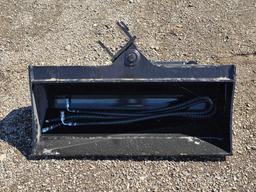 NEW/UNUSED 2025 Future 32 inch Tilting Excavator Bucket