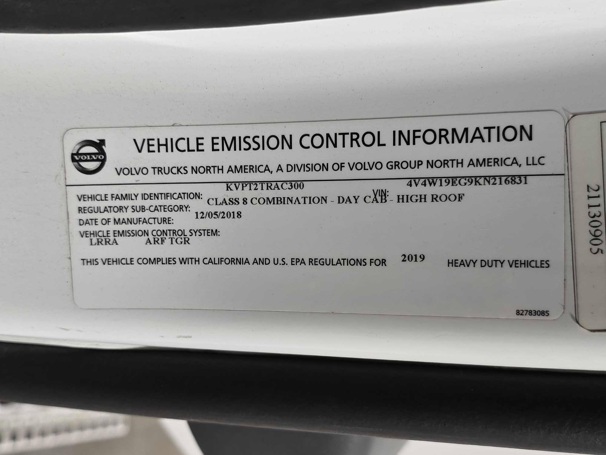 2019 Volvo VNR64T Day Cab Truck Tractor