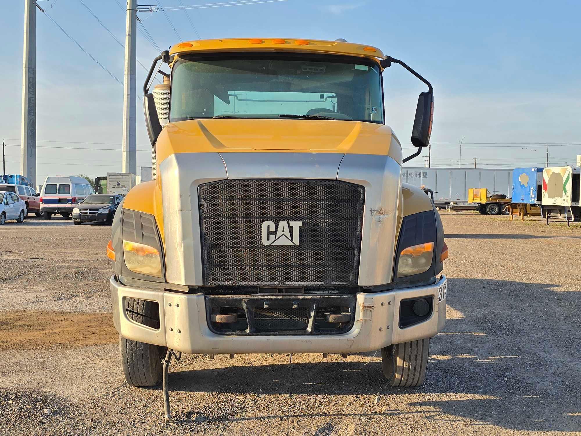 2012 International CF7 Day Cab Truck Tractor