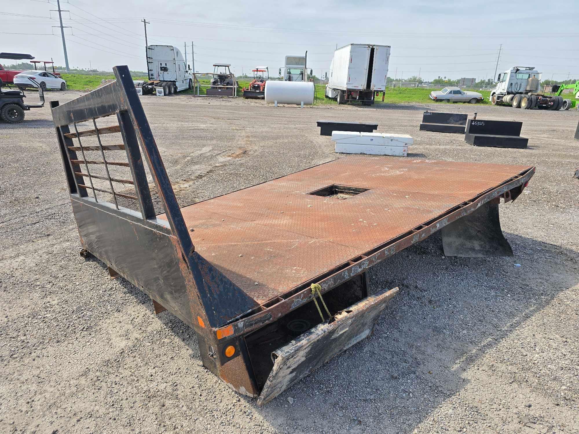 136 In x 91 In Flat Bed Truck Bed