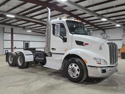 2014 Peterbilt 579 Day Cab Truck Tractor
