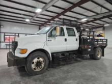 2000 Ford F650 Truck