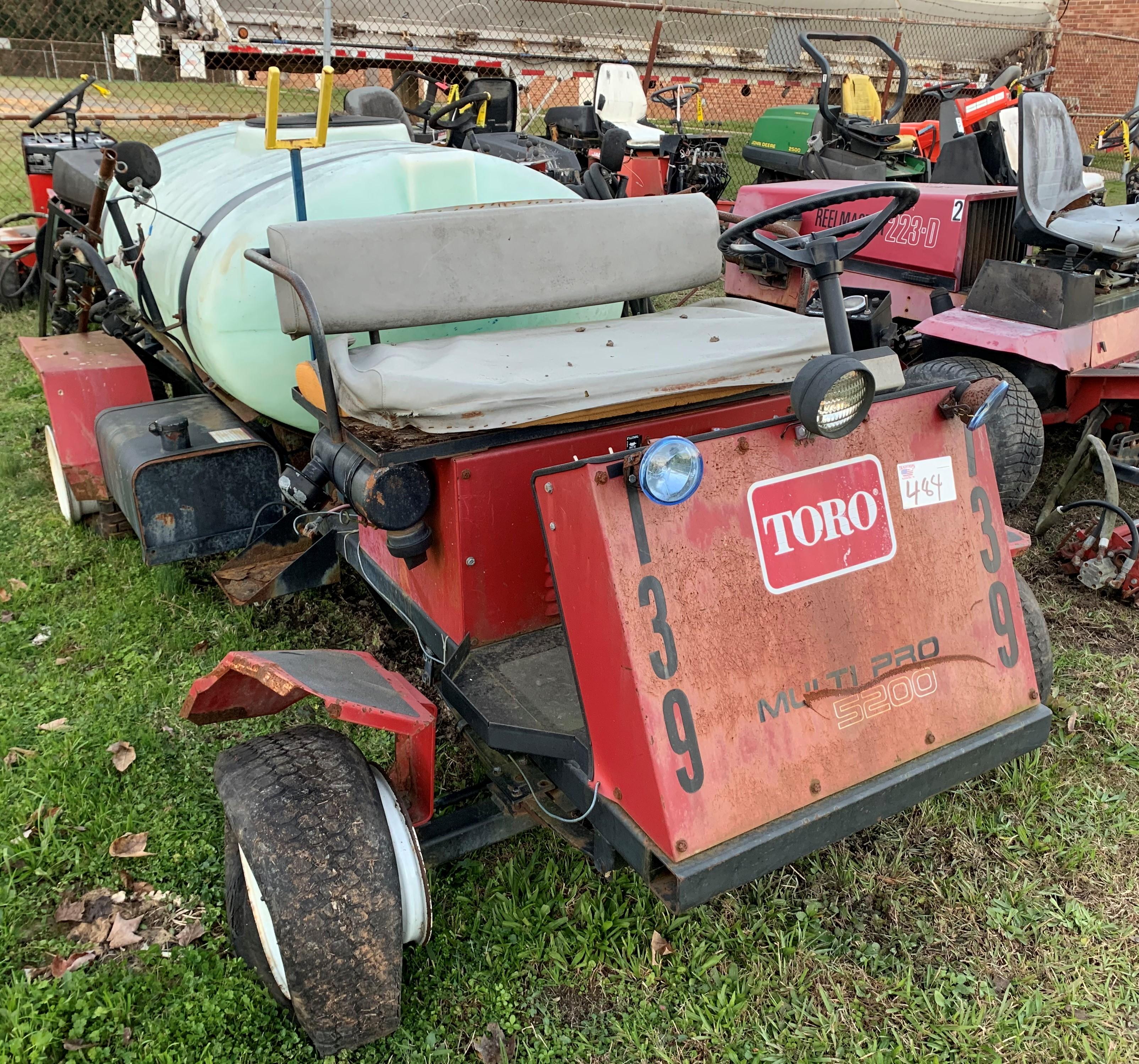 Toro  Multi Pro 5200 Gold Course Sprayer