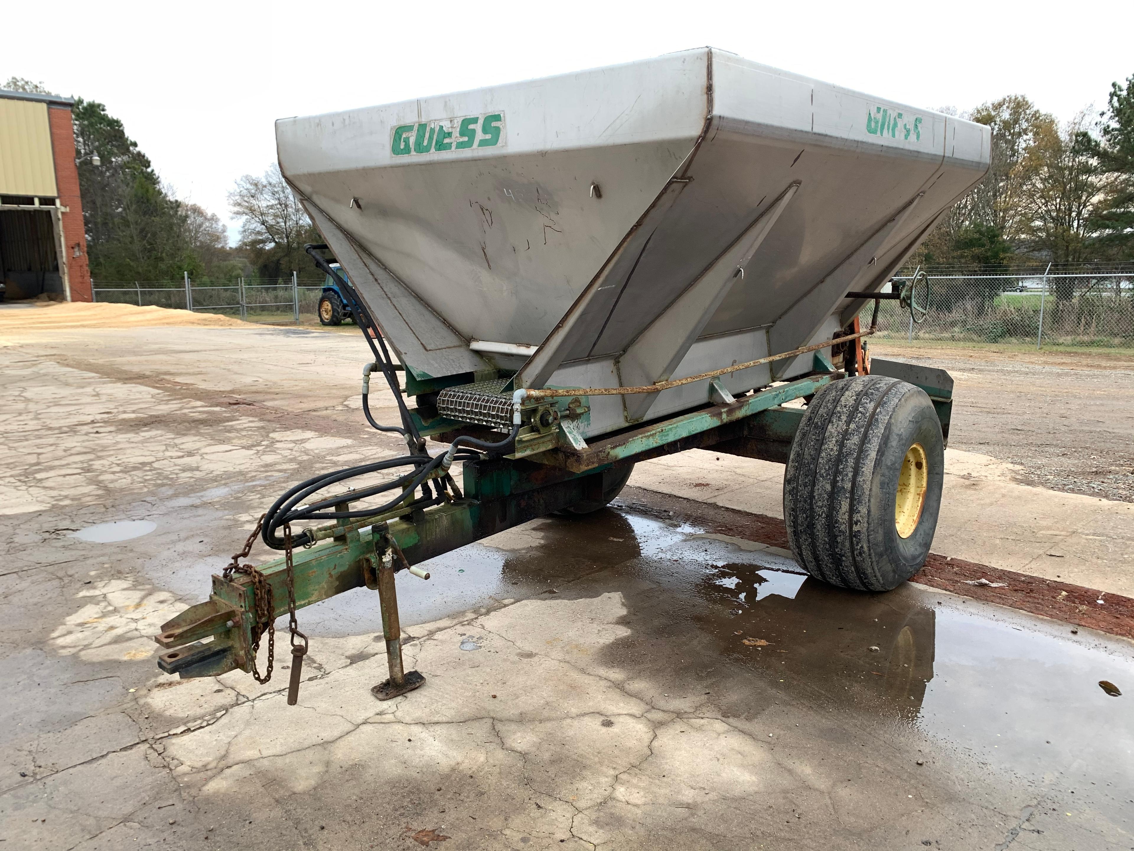 Guess Stainless Fertilizer Spreader