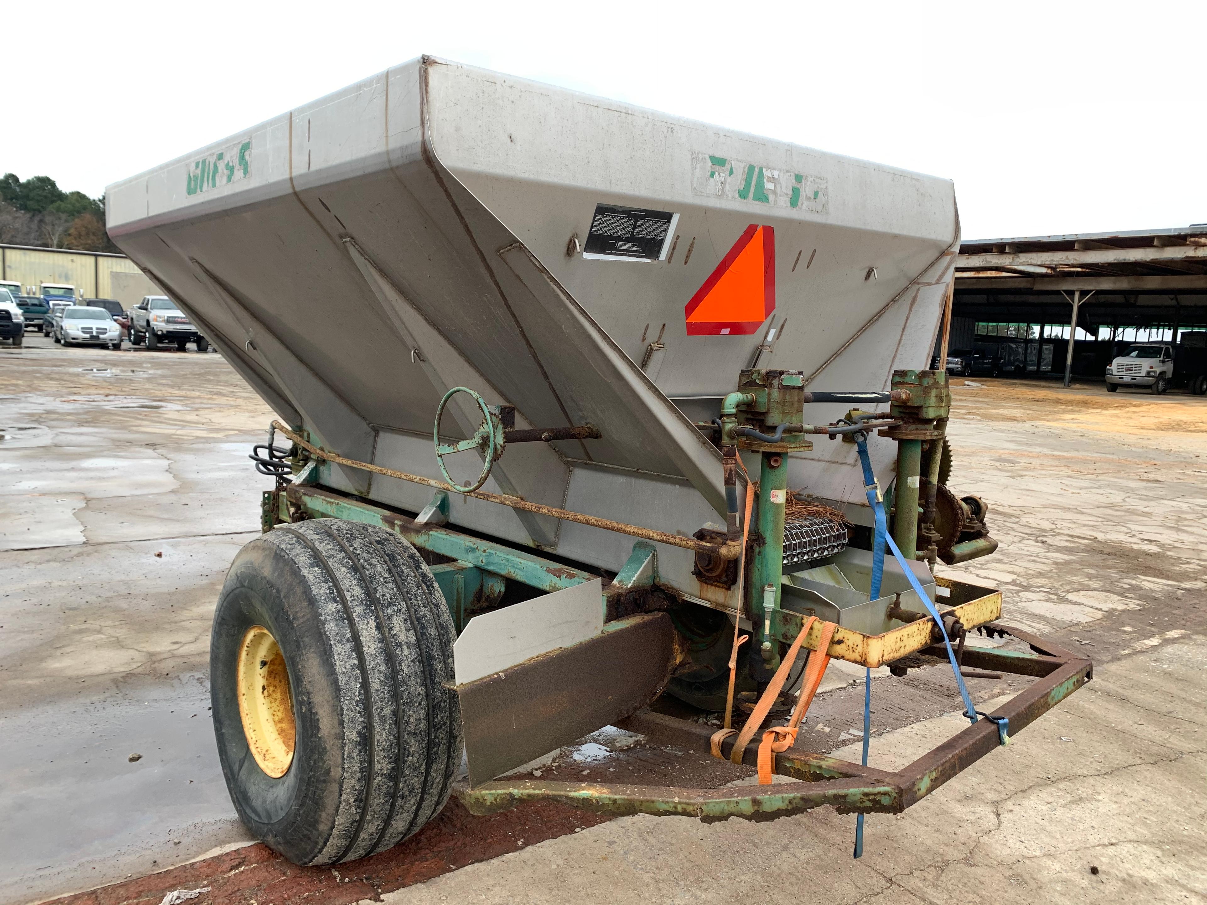 Guess Stainless Fertilizer Spreader