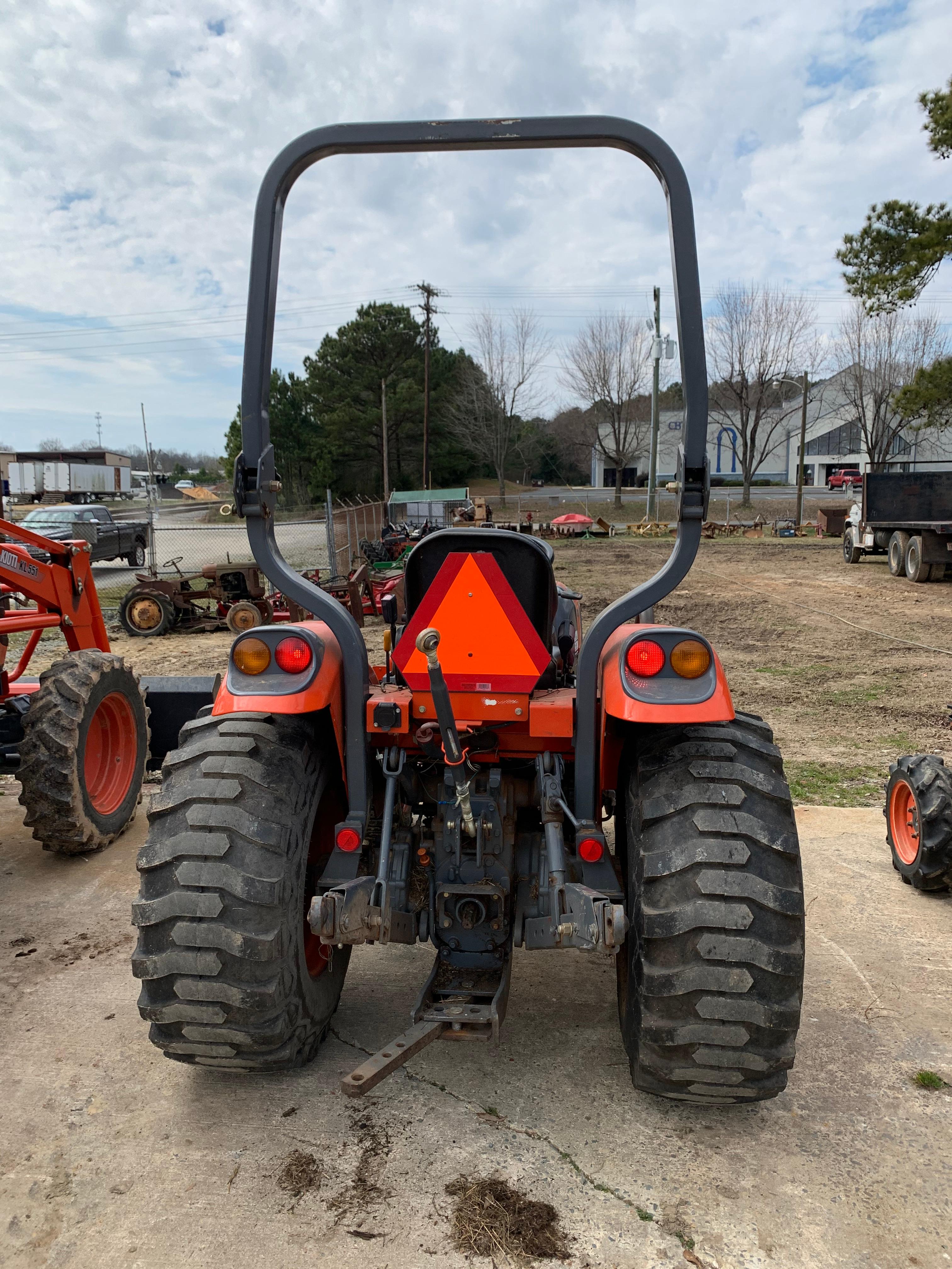 Kioti CK25 HST Tractor
