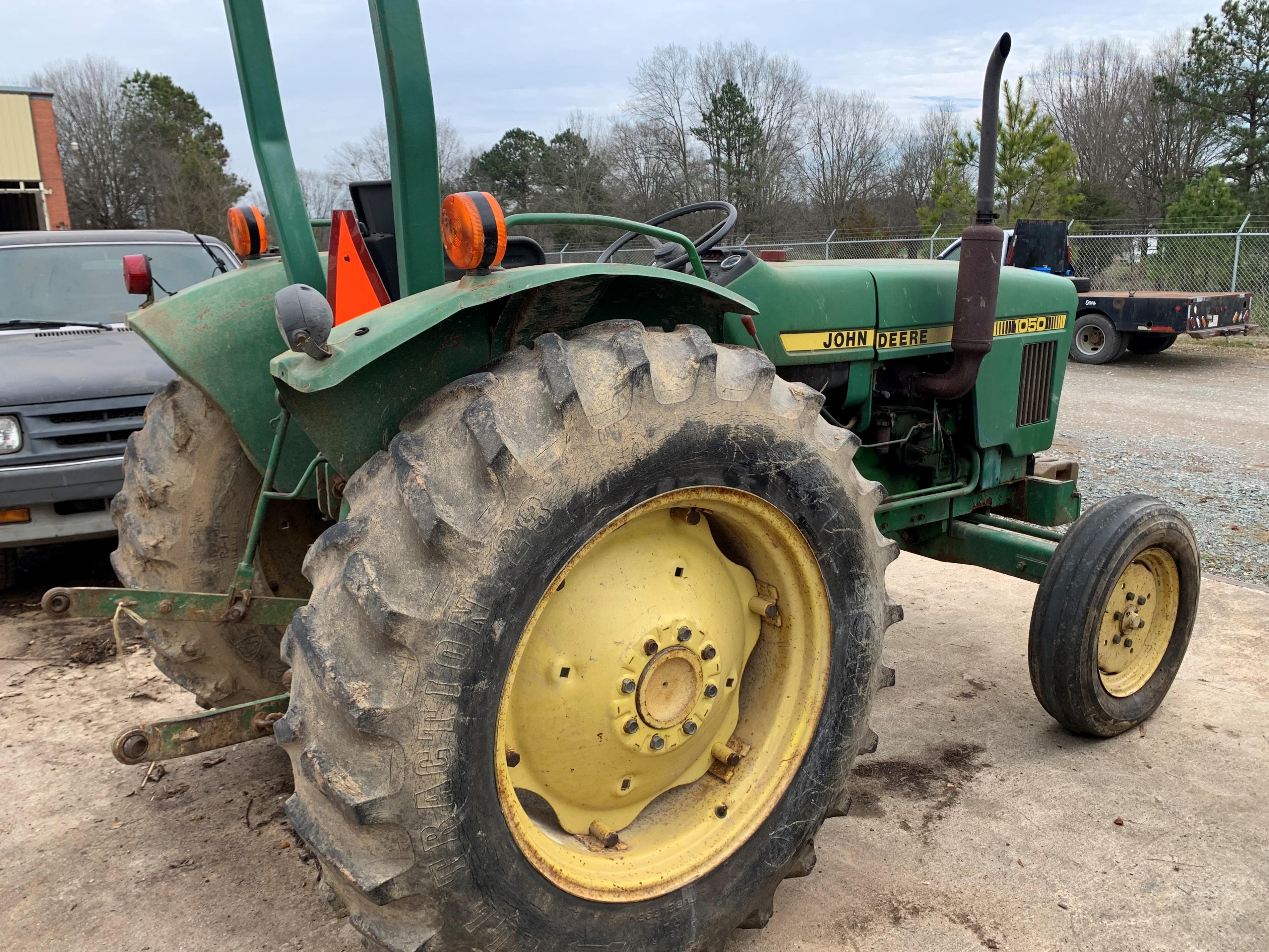 John Deere 1050 Tractor