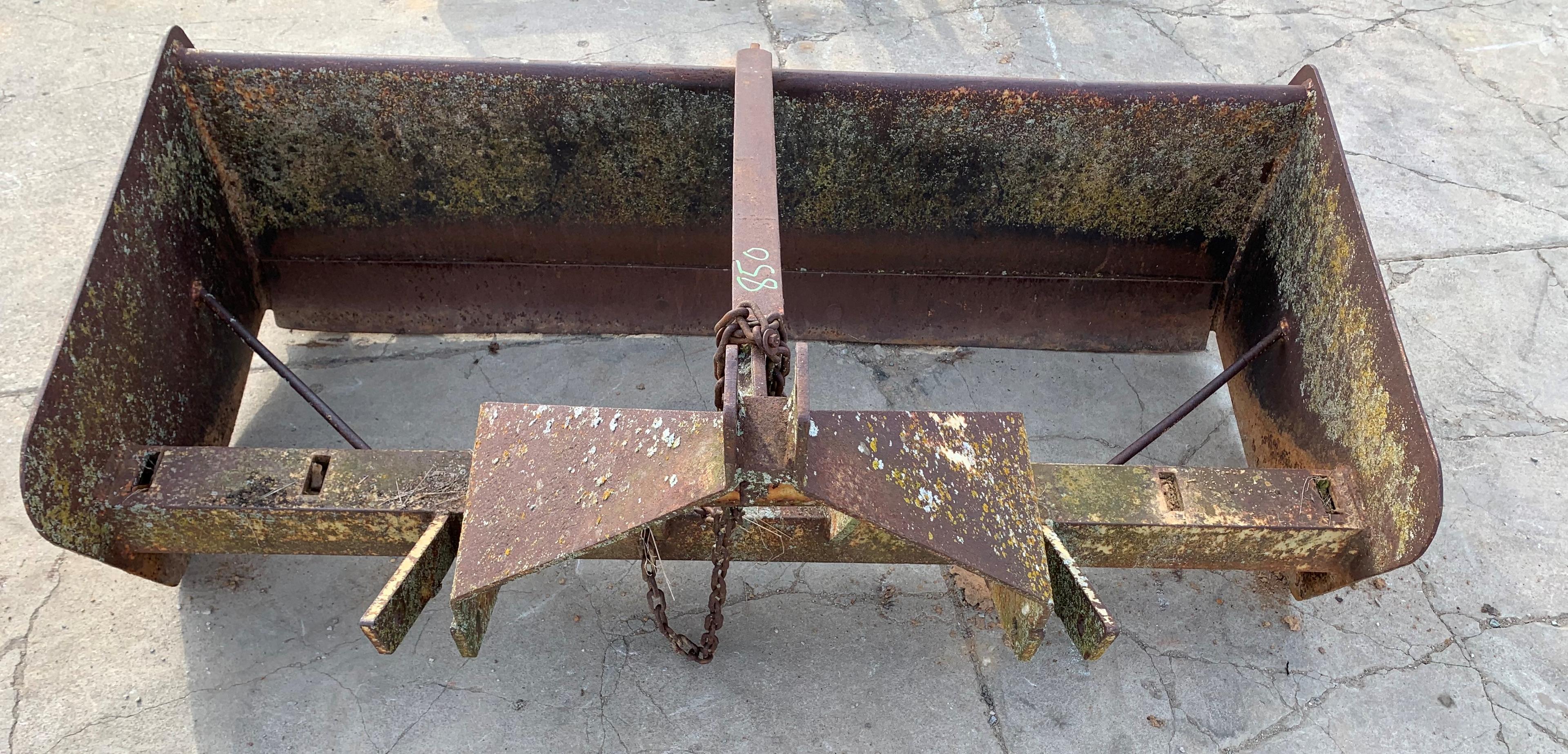 5.5ft 3pt Box Scrape