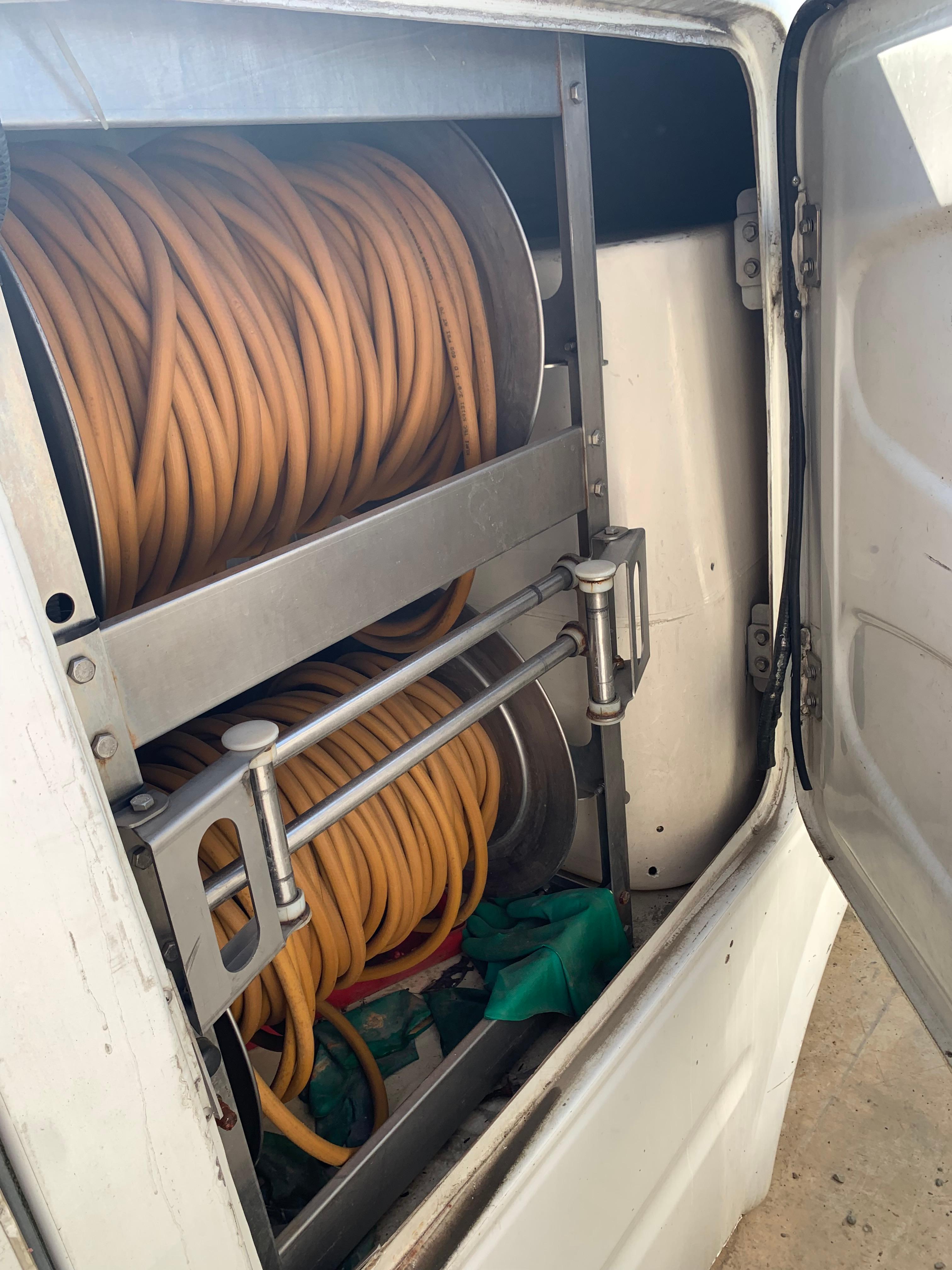 Pest Control Service Bed with Hoses & Reels