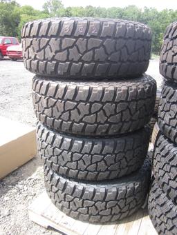 Set of 4 Vision Wheels & Mickey Thompson Tires