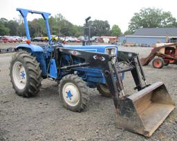 Ford 1900 TAS 4x4 Tractor