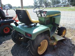 John Deere 318 Riding Mower