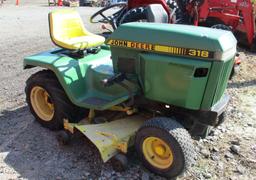 John Deere 318 Riding Mower