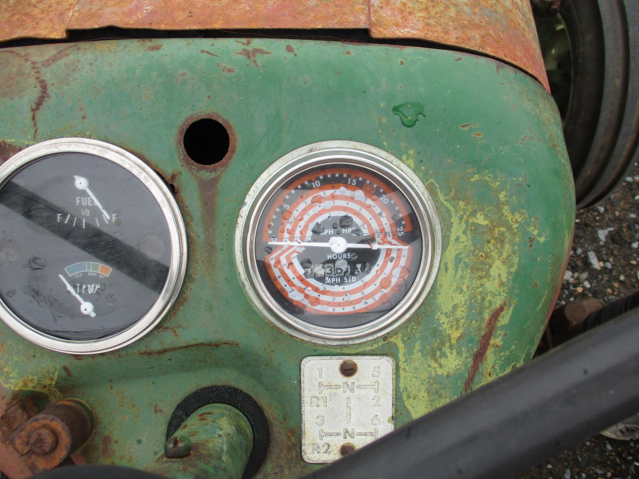 550 Oliver Tractor
