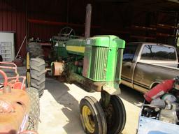 John Deere 620 Tractor