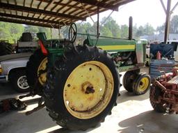John Deere 620 Tractor