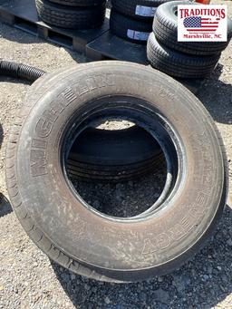 (2) 315/80R22.5