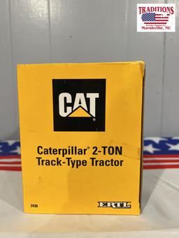 ERTL Caterpillar Diecast Model 2 ton Tractor