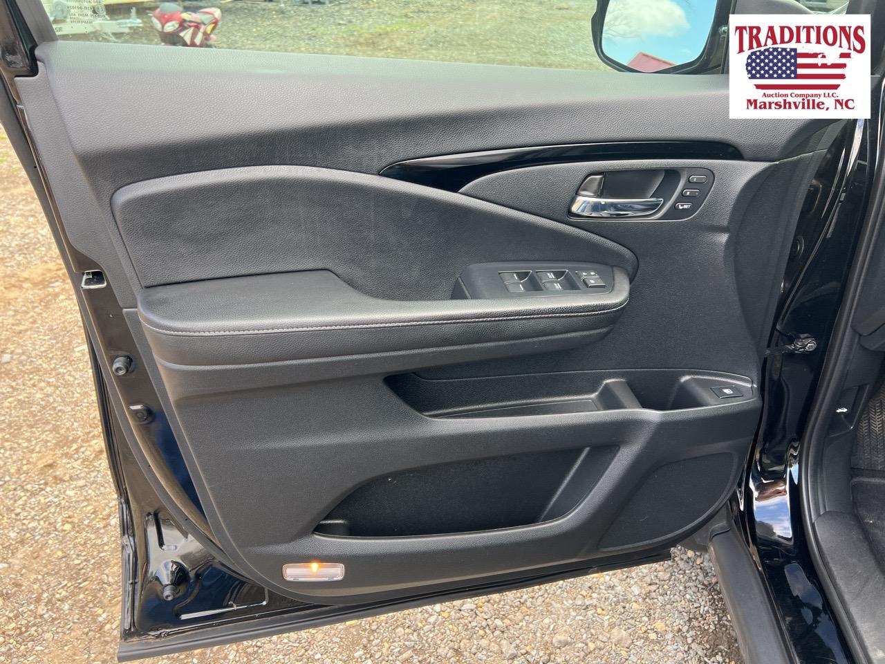 2020 Honda Ridgeline AWD V6 RTL E VIN 9691