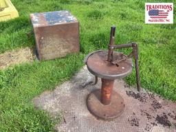 Tire Changer on Steel Plate / Square Tank
