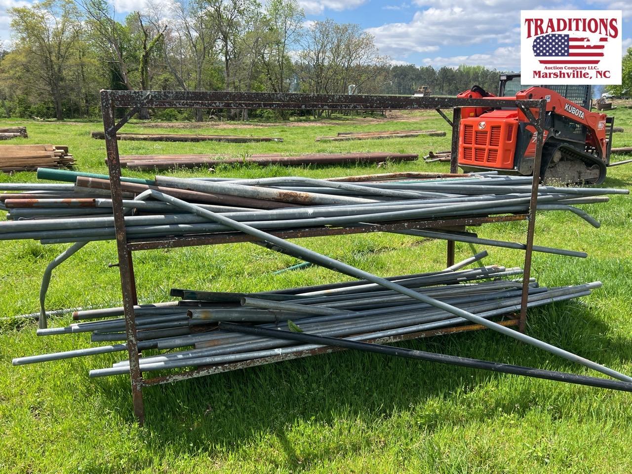 Mixed Lot: Angle Iron / Pipe